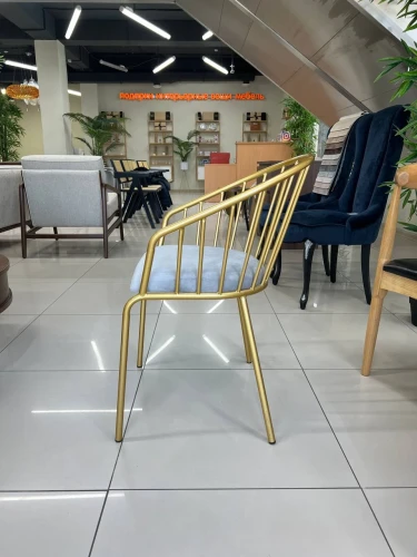 Стул на металлическом каркасе, 50x47x78см